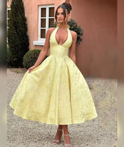 Vestido halter con vuelo – Isadora