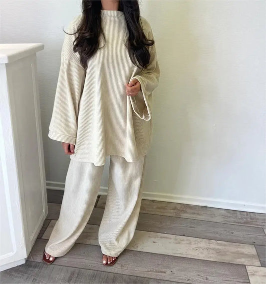 Conjunto de dos piezas de punto relajado – Solaira
